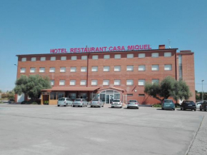 Гостиница Hotel Restaurant Casa Miquel  Алькаррас